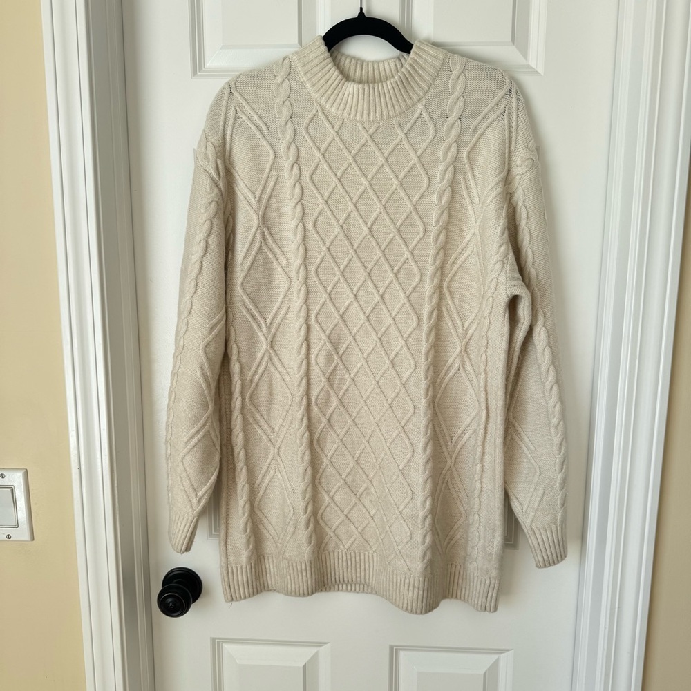 H&M‎ Women's Cable Knit Sweater - Cream - Small